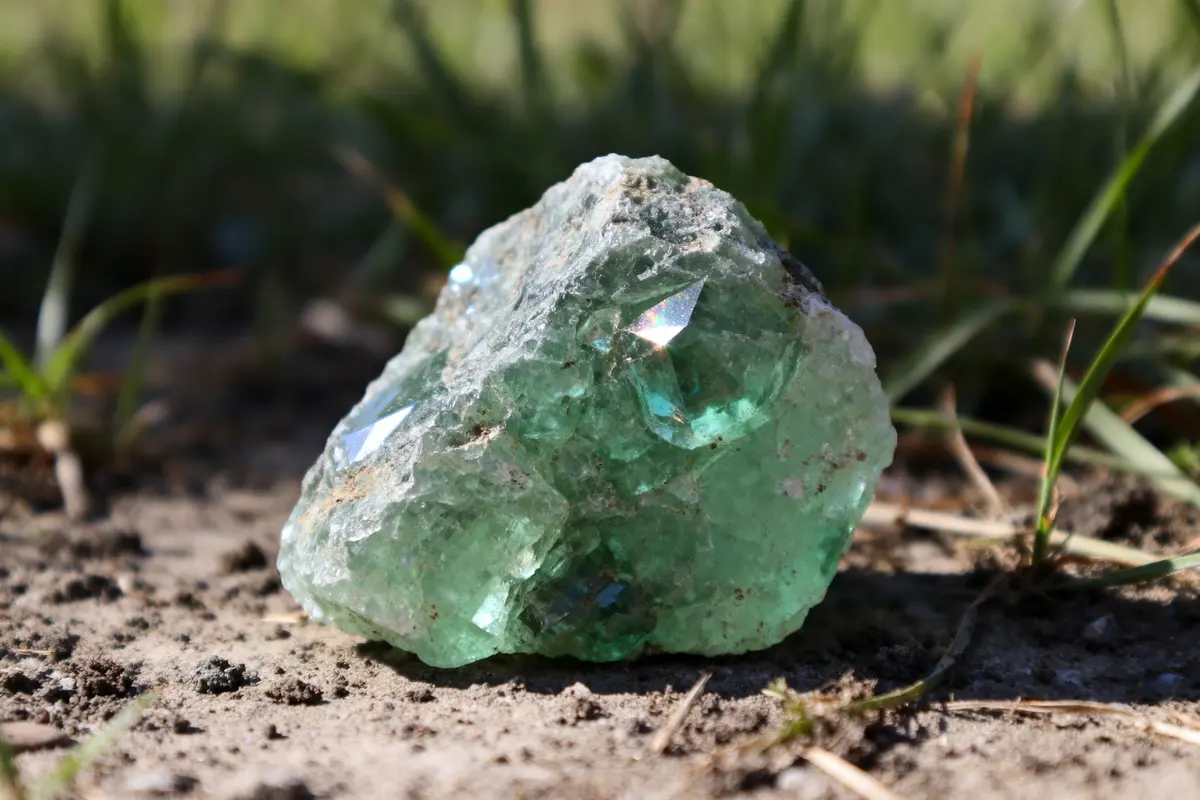 Prasiolite : Découvrez ses vertus, propriétés et bijoux