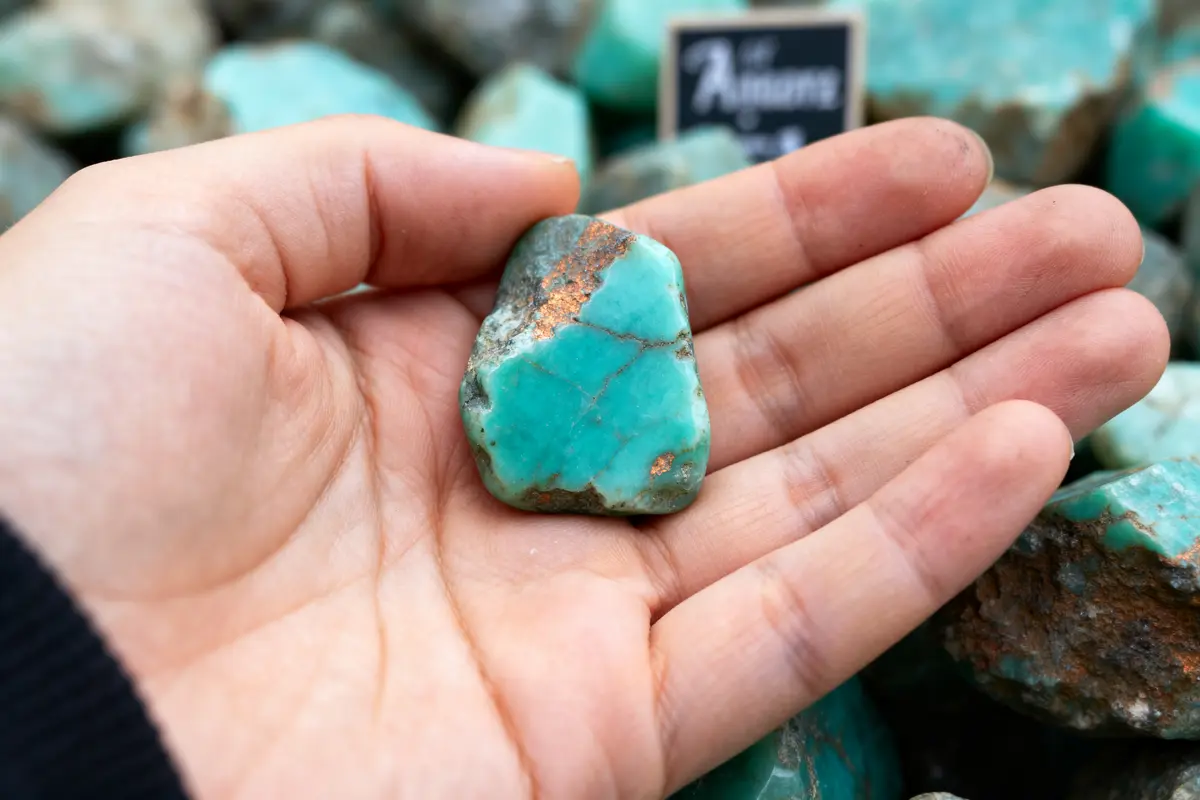 Pierre Amazonite : vertus, bienfaits et propriétés naturelles